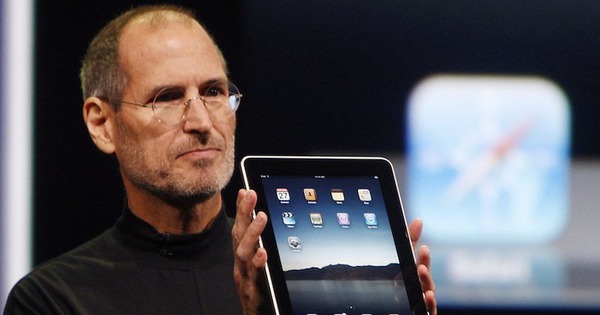 Ngày này 16 năm trước, Apple giới thiệu iPad đầu tiên, âm thầm định hình lại thị trường máy tính cá nhân
