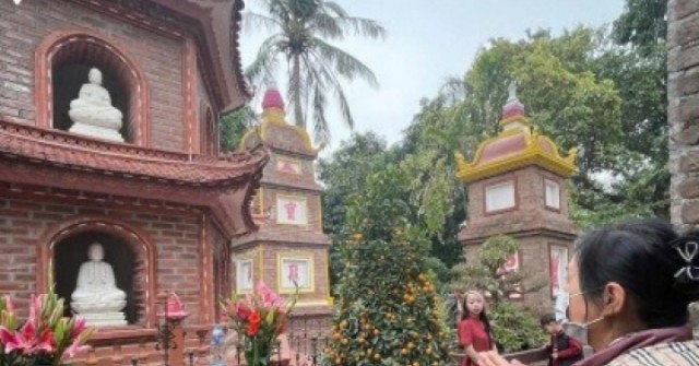 Rằm tháng Giêng đi chùa thế nào để trọn vẹn ý nghĩa đầu năm?