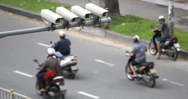 Bộ công an nói rõ tình huống: Công dân nộp phạt vi phạm giao thông trễ sẽ phải nộp thêm tiền lãi