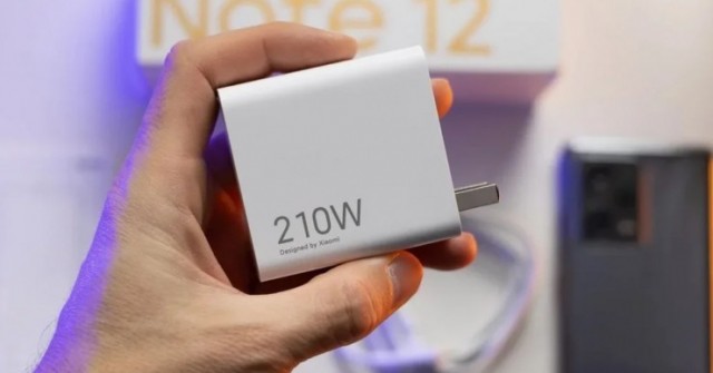 Sạc pin siêu tốc có cần thiết không và có hại cho smartphone không?