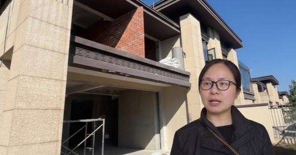 Chi 10 tỷ mua nhà cho con gái, nữ chủ nhà bàng hoàng phát hiện cột chịu lực rỗng: Chủ đầu tư kiên quyết 