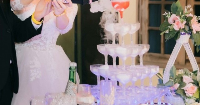 Sự cố ngày cưới và cách ứng xử của thông gia nghèo khiến nhà trai nể phục