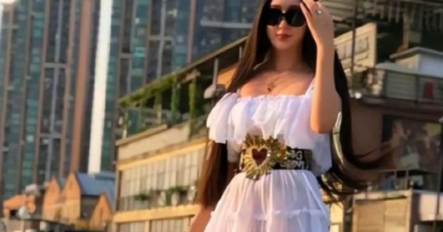 Tỷ phú đòi bạn gái cũ bồi thường 1,1 nghìn tỷ đồng, bị 'tố' có 300 người con