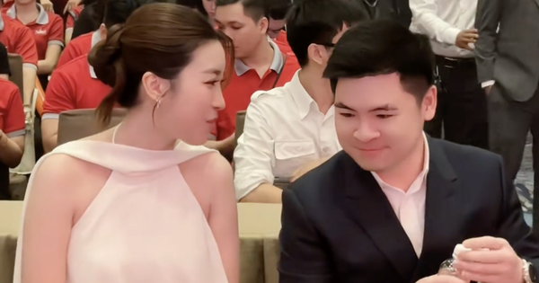 Sự kỳ lạ của Đỗ Mỹ Linh