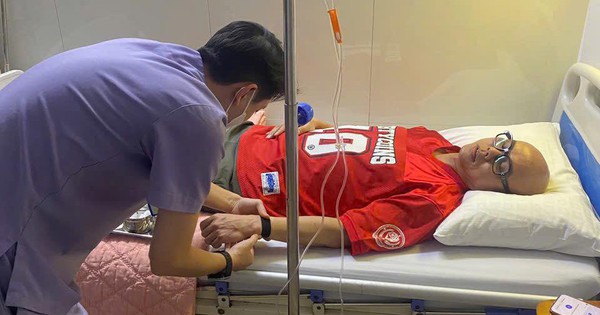 Nam ca sĩ Việt nhập viện vì kiệt sức, ngày chỉ ngủ 3 tiếng