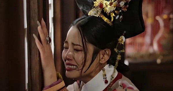 Bị đày vào lãnh cung, phi tần tưởng hết đường sống: Vì sao thái giám, cung nữ lại tranh nhau xin hầu hạ?