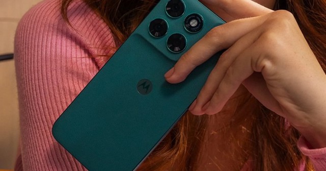 Motorola ra mắt Moto G77: Smartphone tầm trung chạm “đỉnh cấu hình”