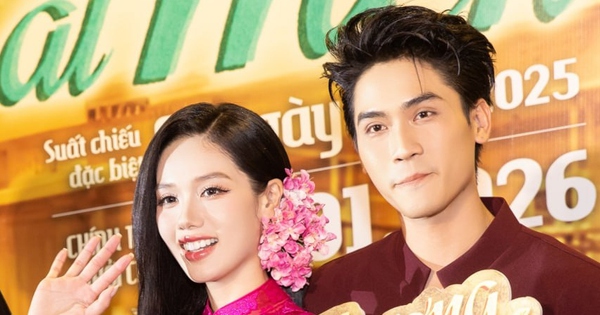 Vbiz mới có 1 cặp đôi đỉnh cao visual: Nhà gái xinh như hoa như ngọc, nhà trai vừa đẹp vừa ngầu