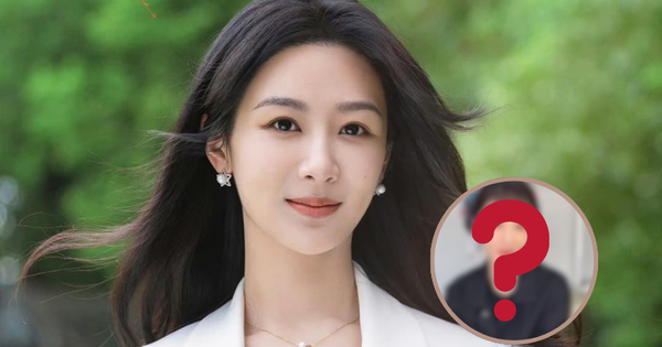 Dương Tử thay đầu đấy à?