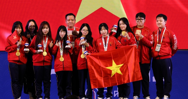 Chuyện của những cô gái cá tính, mê game dám “đánh cược thanh xuân” và giành HCV SEA Games