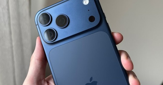 Khi iPhone Pro Max không còn là lựa chọn khôn ngoan cho mọi người