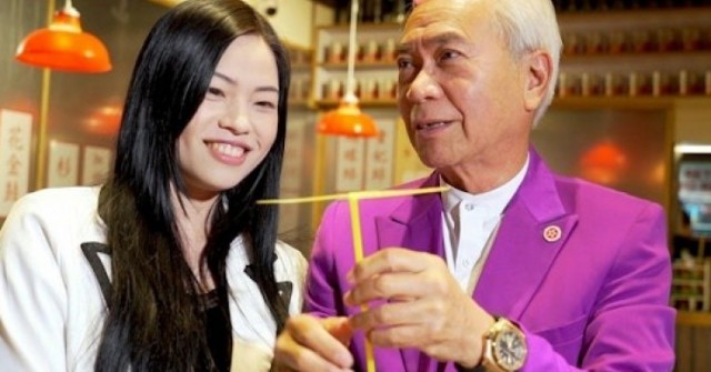 Lý Long Cơ buồn vì 'nửa đường đứt gánh' với người tình kém 40 tuổi
