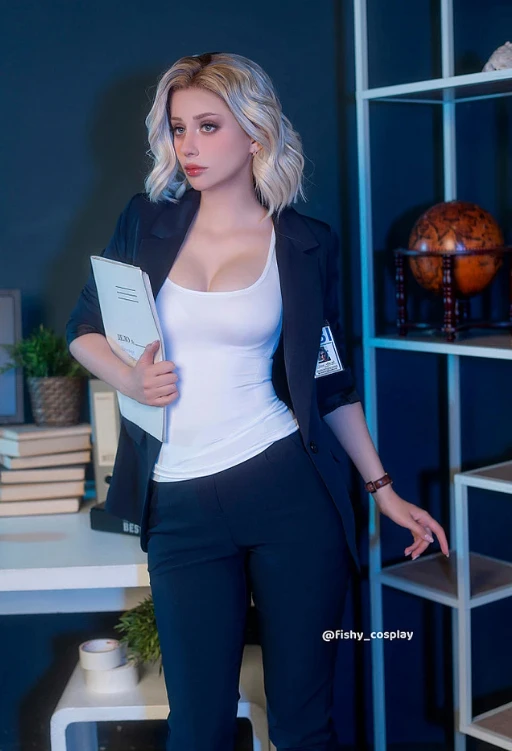 Cơn sốt cosplay nữ chính Resident Evil Requiem: Trào lưu bùng nổ khiến cộng đồng game thủ "đứng ngồi không yên" - GAME ONLINE