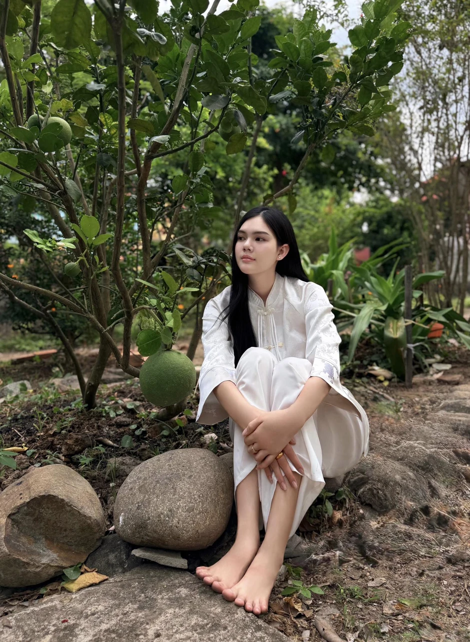 Lo cho Ngọc Trinh
