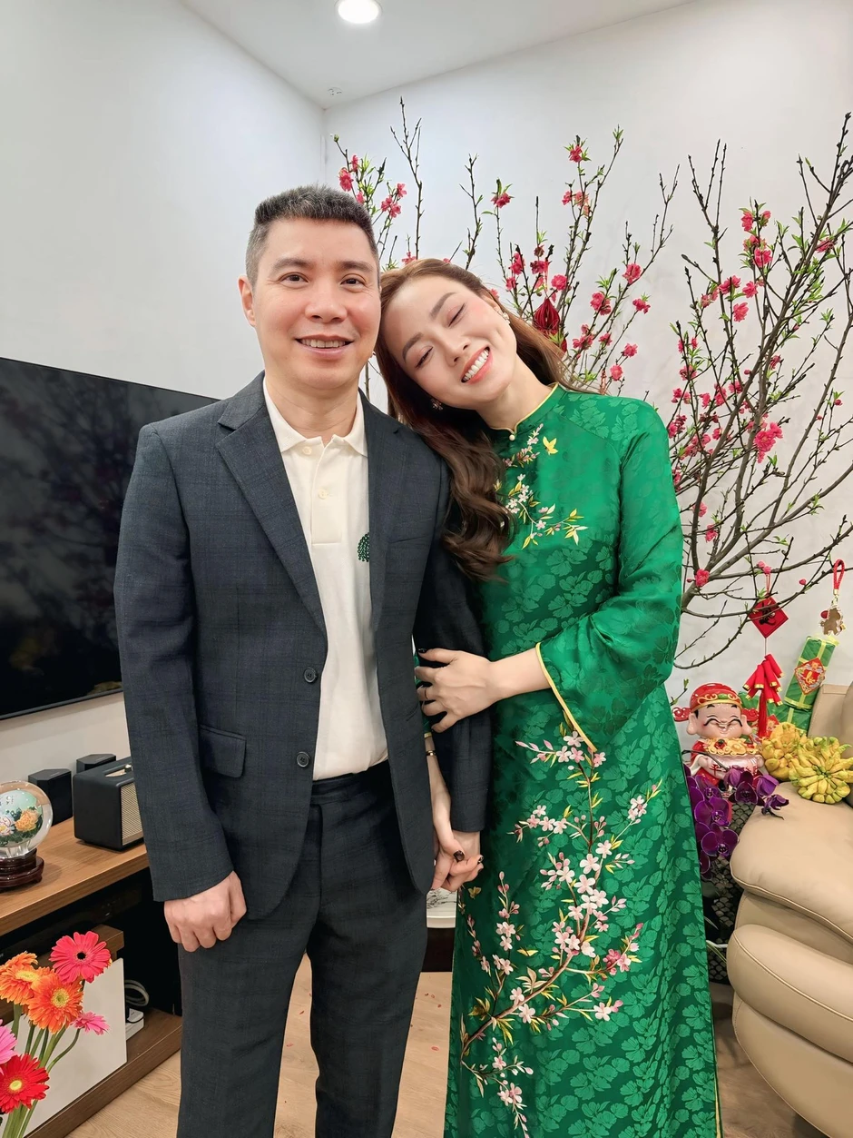 Số tiền vợ nghệ sĩ Công Lý kiếm được sau 2 tháng làm tiếp thị liên kết