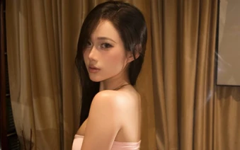 Đu trend "em ghệ tone hồng" cực dính, hot girl khiến MXH bùng nổ