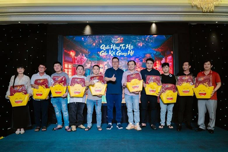 Offline Võ Lâm Truyền Kỳ 2.0 PC quy tụ hàng trăm game thủ